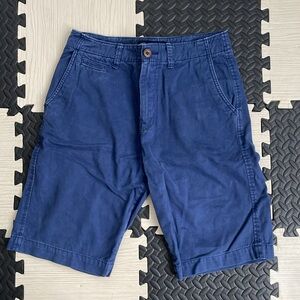 American Eagle blue cargo shorts longboard size 30 Navy shorts